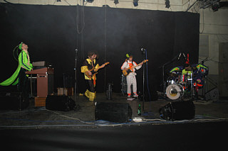 Rozmiar: 47929 bajt�w